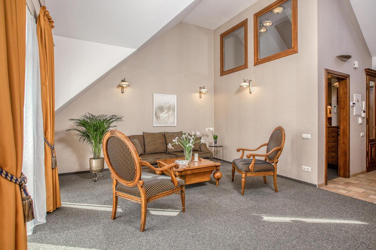 White Lily Apartment Клайпеда Экстерьер фото